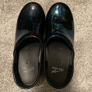 Dansko size 38